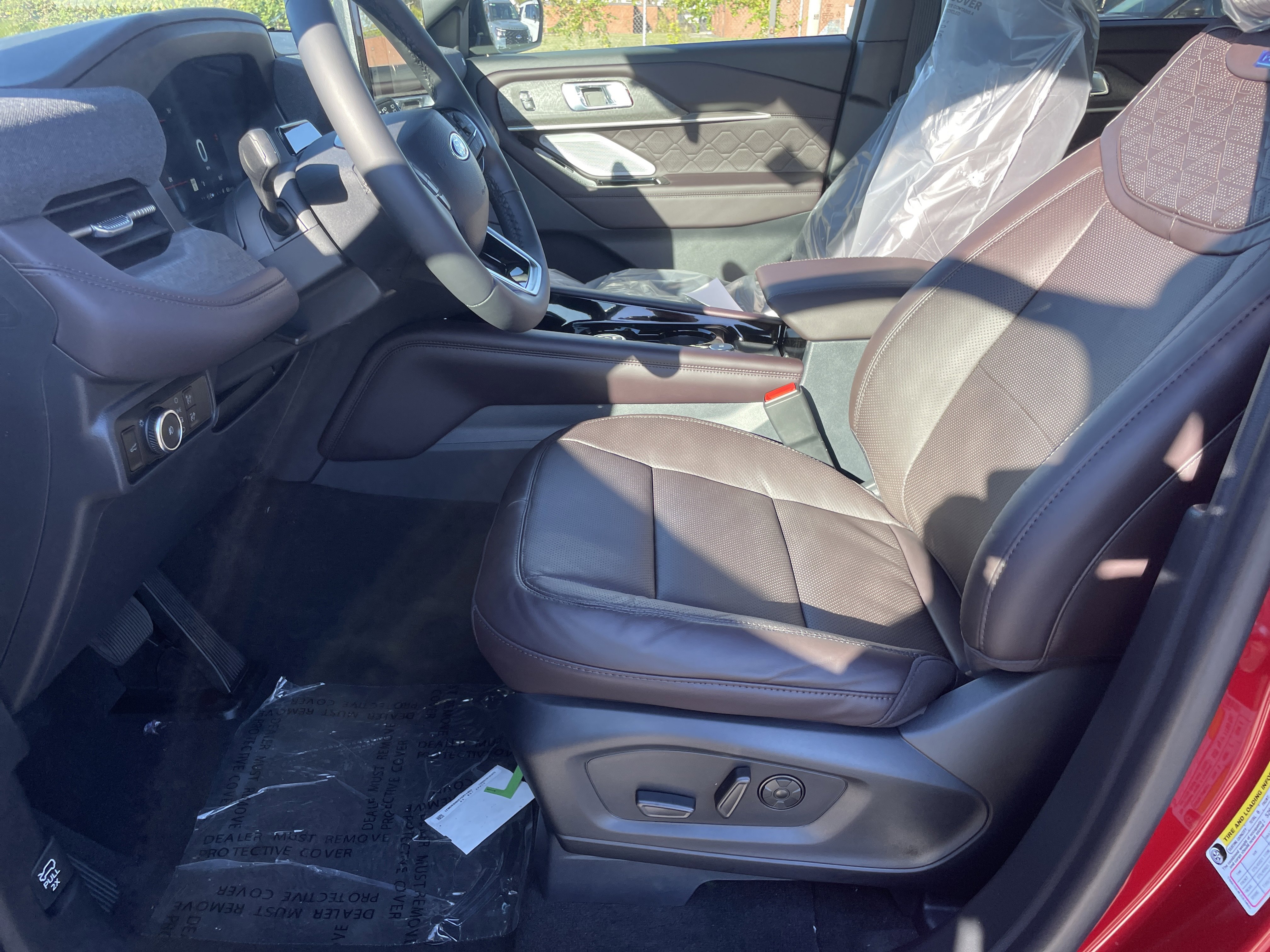 New 2026 Ford Explorer Platinum image 10