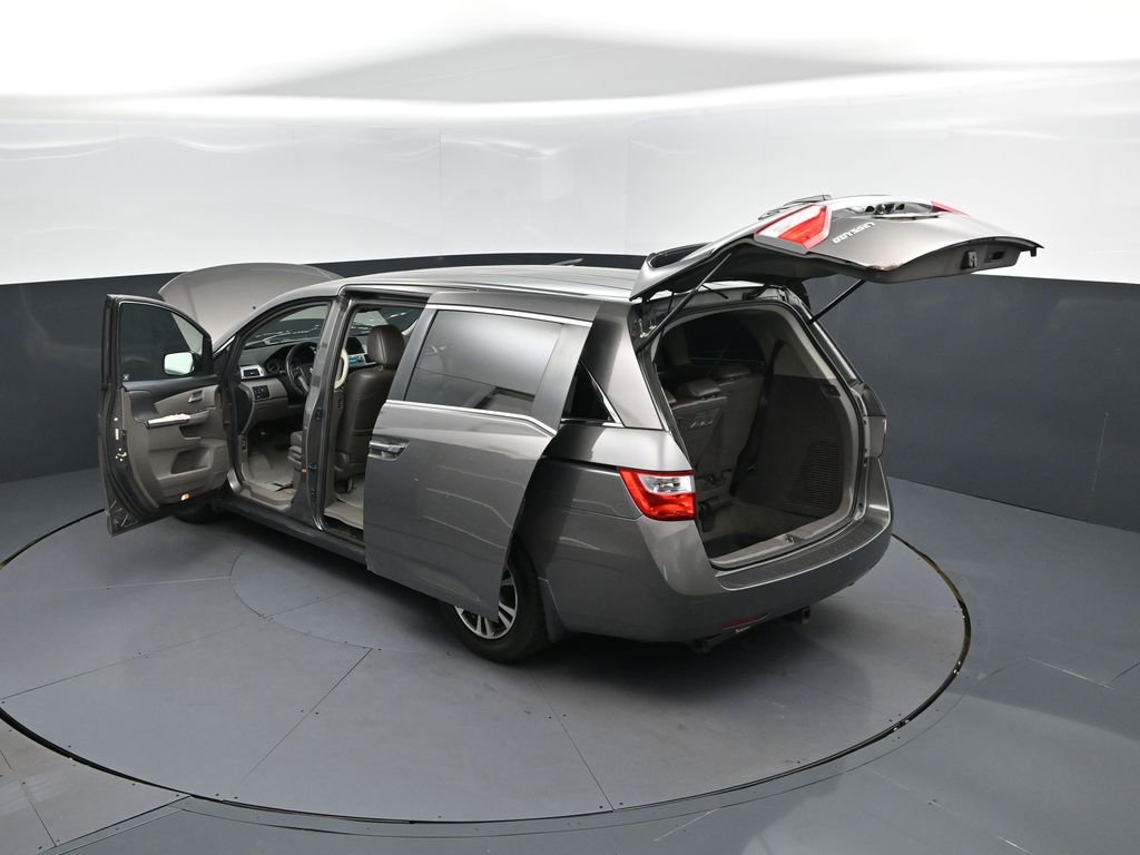 Used 2011 Honda Odyssey EX-L image 2