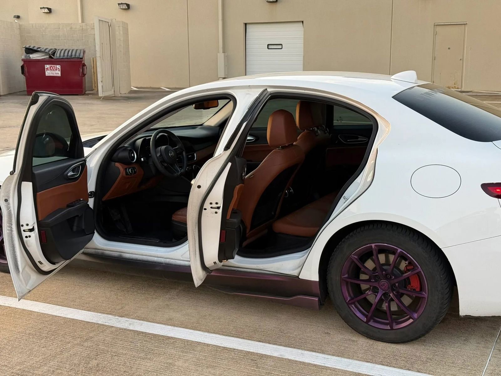 Used 2017 Alfa Romeo Giulia image 11