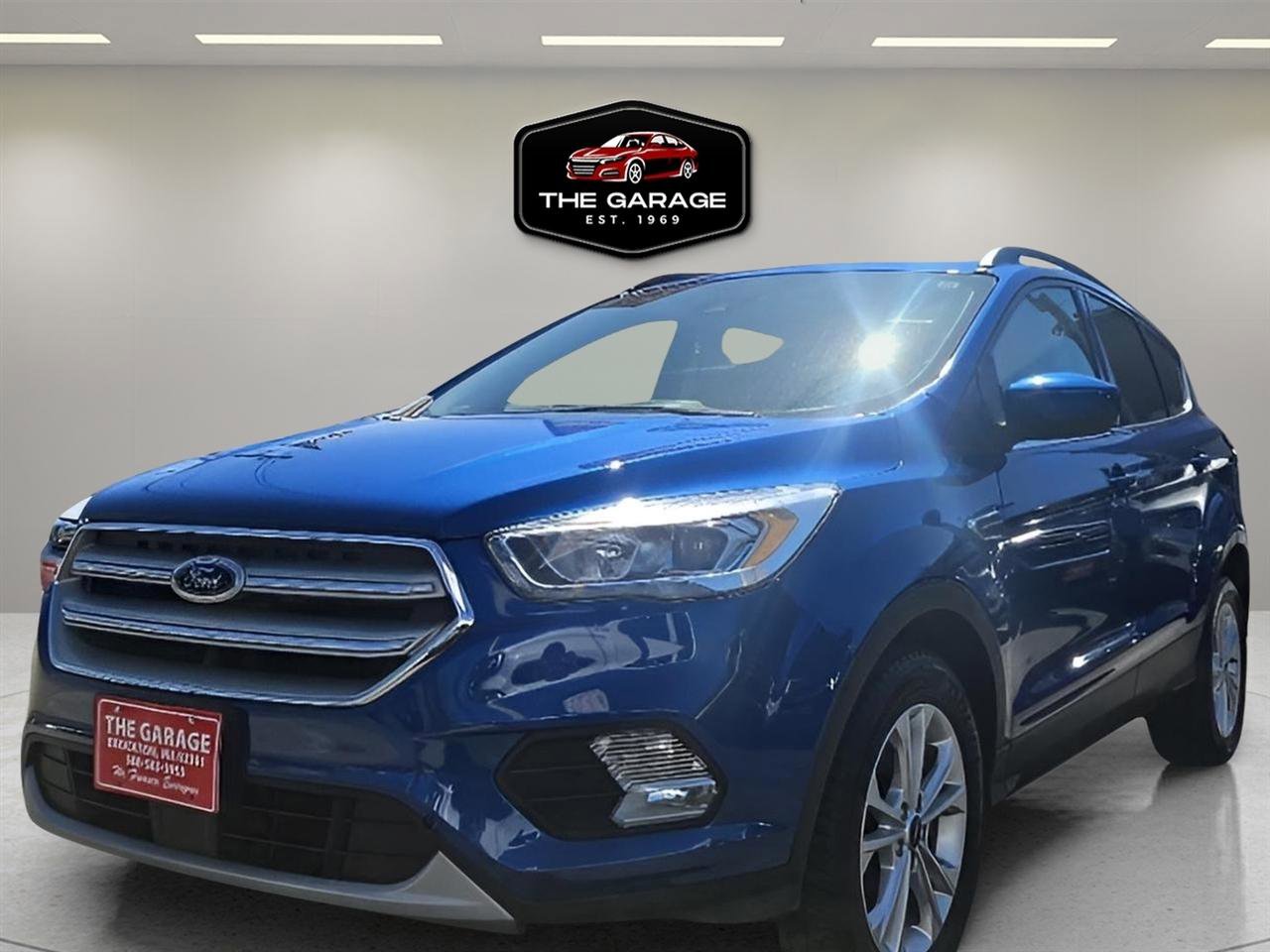 Used 2018 Ford Escape SEL w/ Ford Safe & Smart Package AWD/4WD image 2