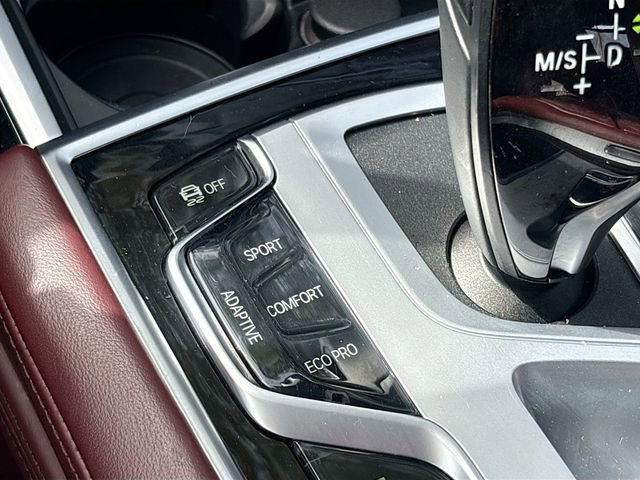 Used 2022 BMW 750i xDrive w/ Executive Package image 30