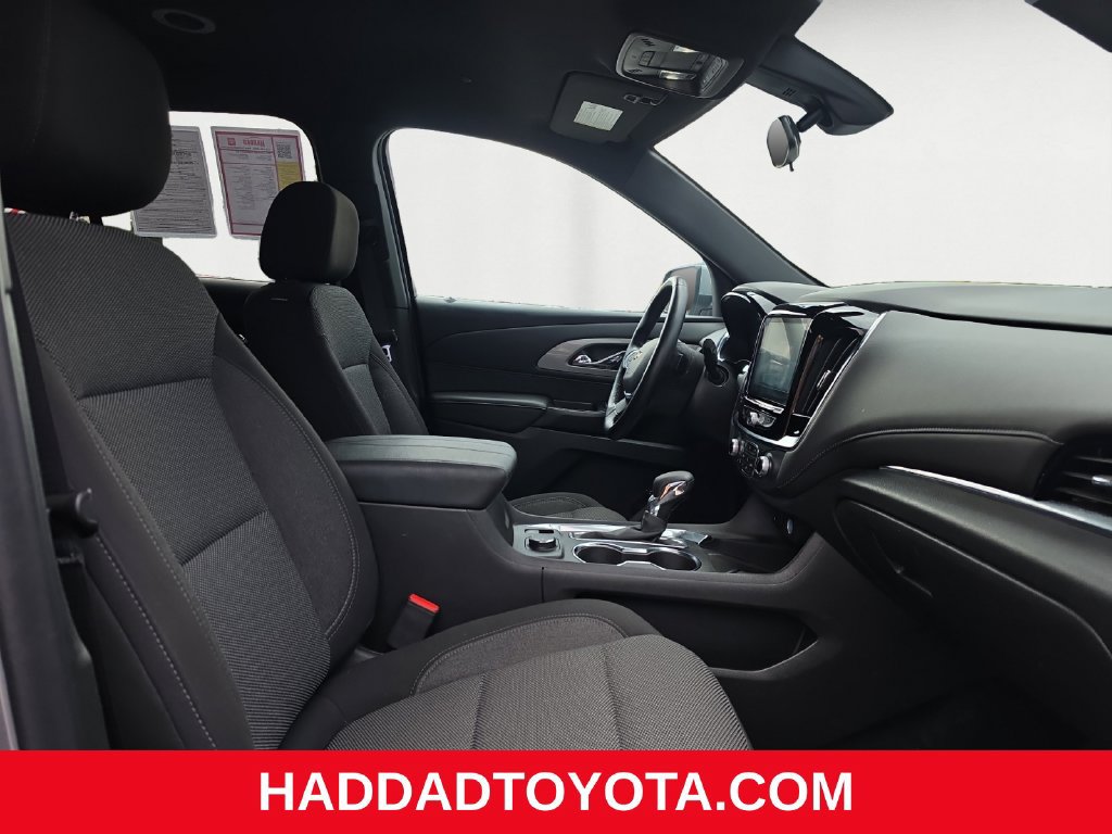 Used 2023 Chevrolet Traverse LT AWD/4WD image 16
