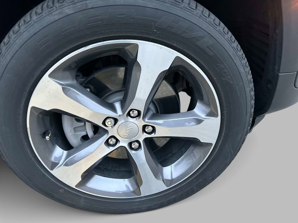 Used 2024 Jeep Grand Cherokee Limited 4xe image 19