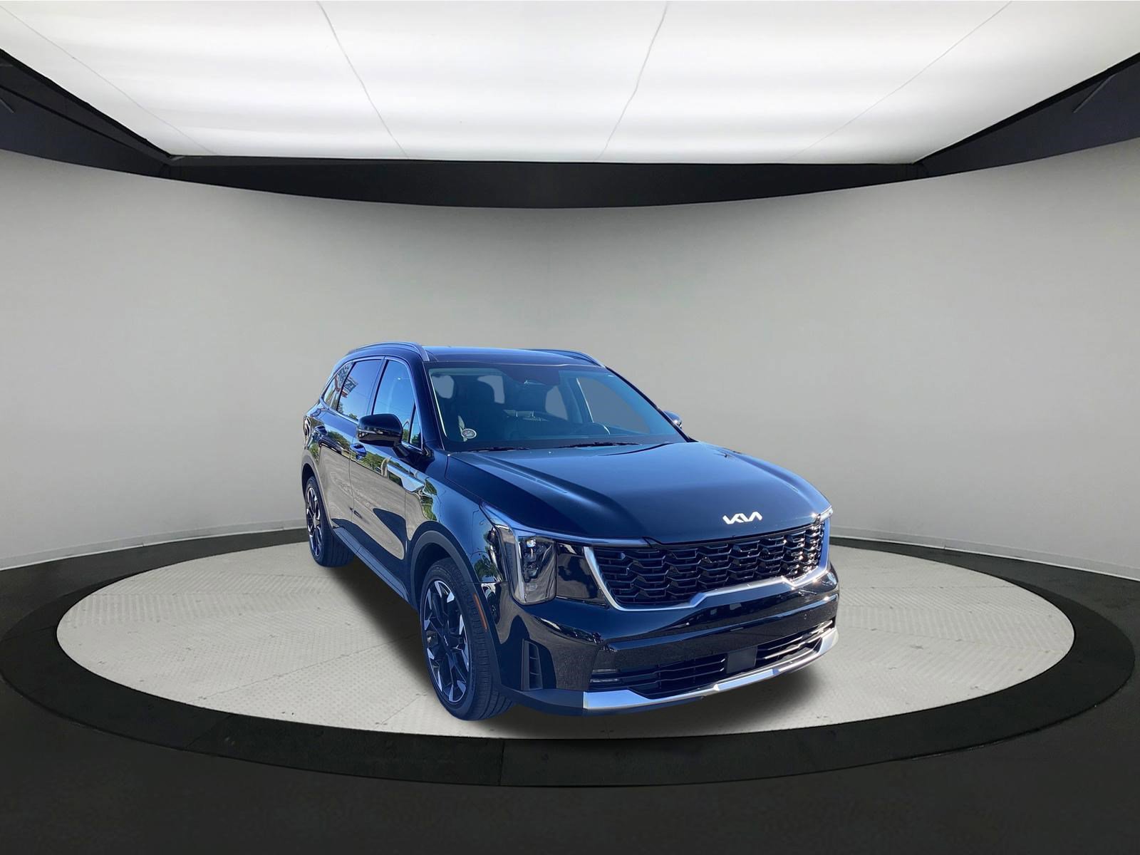 Used 2025 Kia Sorento EX w/ Panoramic Sunroof Package image 2