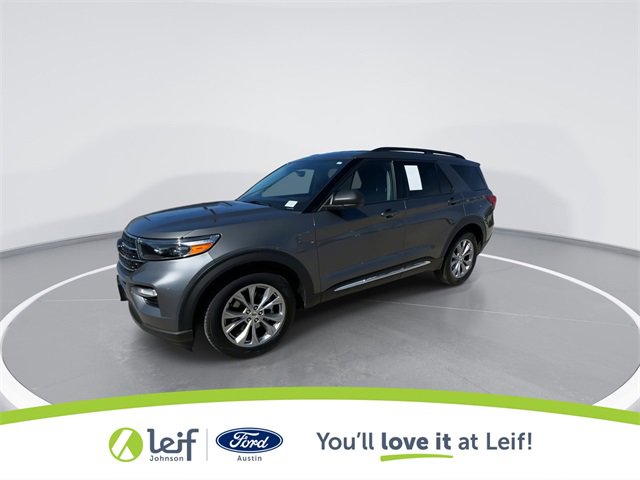 Used 2023 Ford Explorer XLT w/ Equipment Group 202A image 5