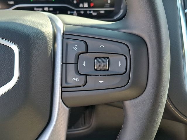 Used 2023 GMC Yukon SLT w/ SLT Premium Package image 24