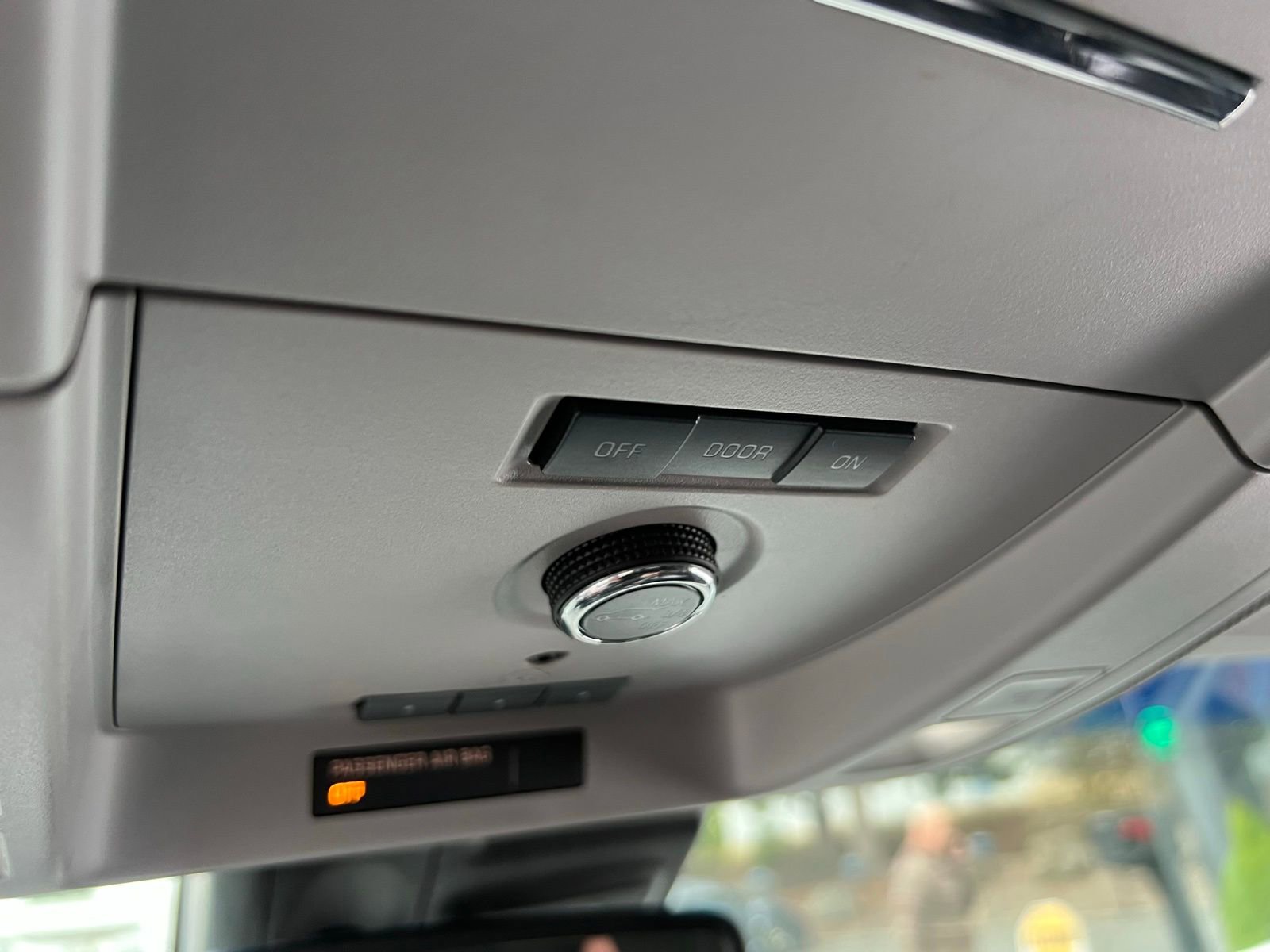 Used 2020 Chevrolet Tahoe LT image 33