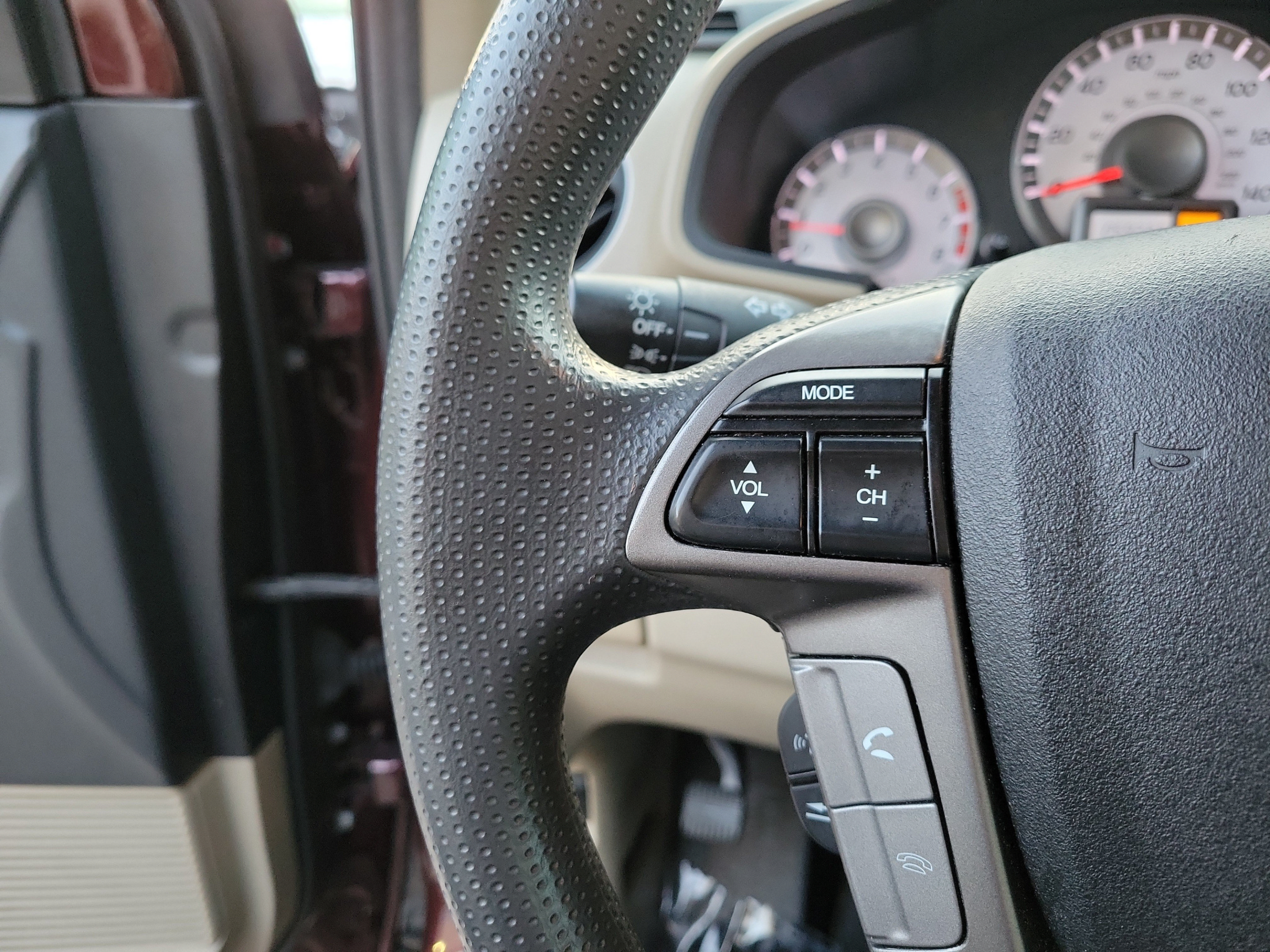 Used 2015 Honda Pilot LX image 26