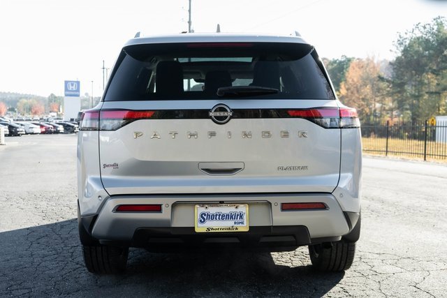 Used 2023 Nissan Pathfinder Platinum w/ Cargo Package image 10