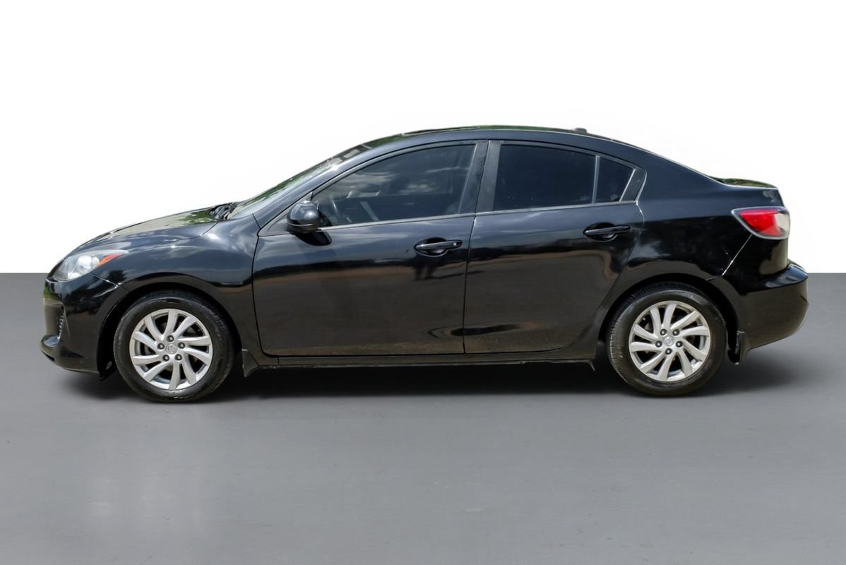 Used 2012 MAZDA MAZDA3 i Grand Touring w/ Tech Pkg FWD image 9