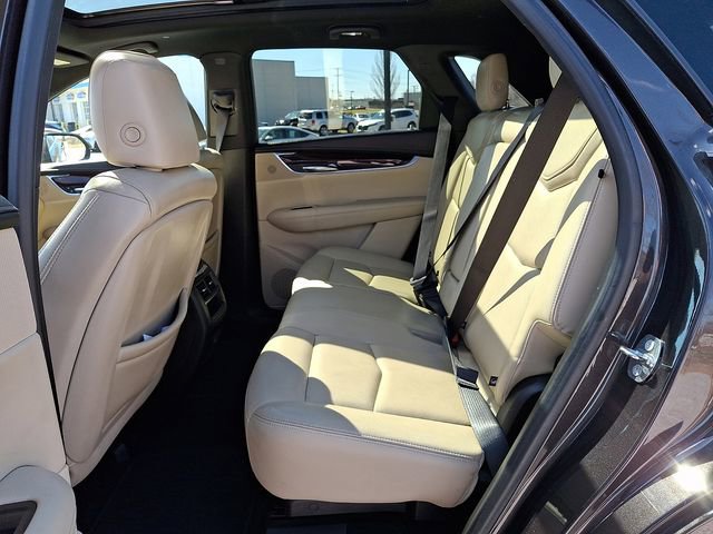 Used 2018 Cadillac XT5 Premium Luxury FWD image 14