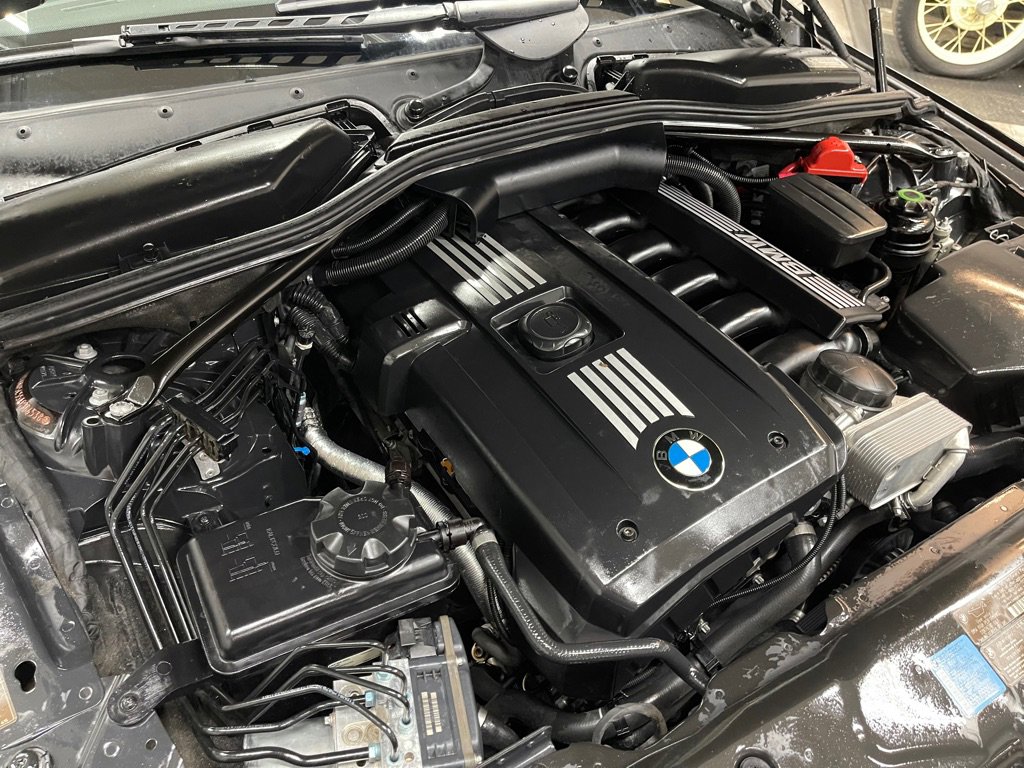 Used 2010 BMW 528i Sedan RWD image 40