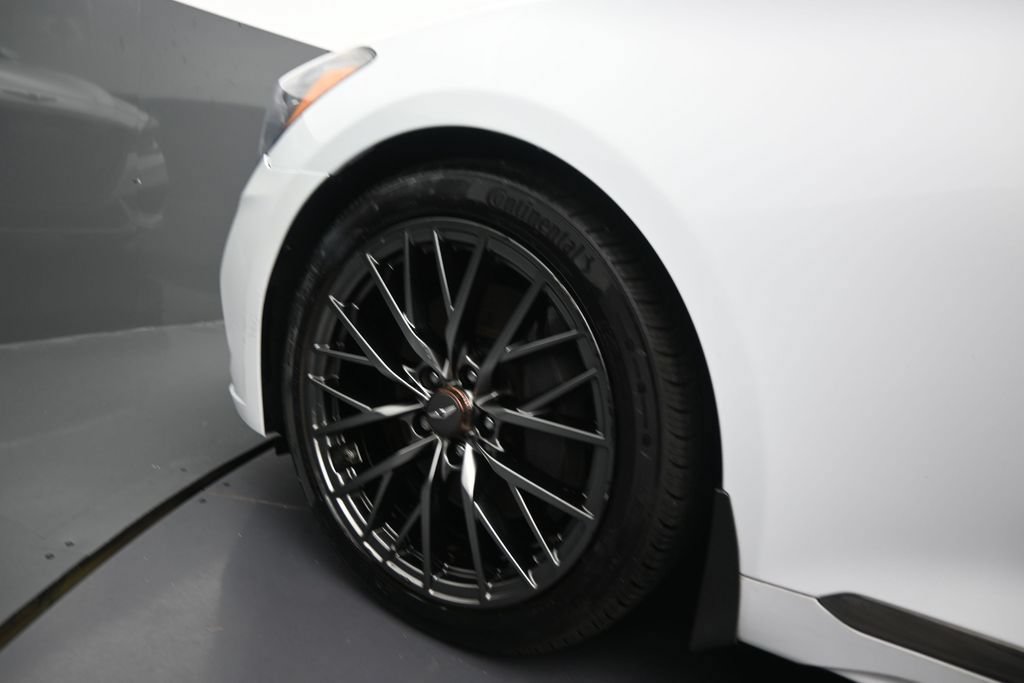 Used 2019 Genesis G80 3.8 w/ Sport Package 02 RWD image 10