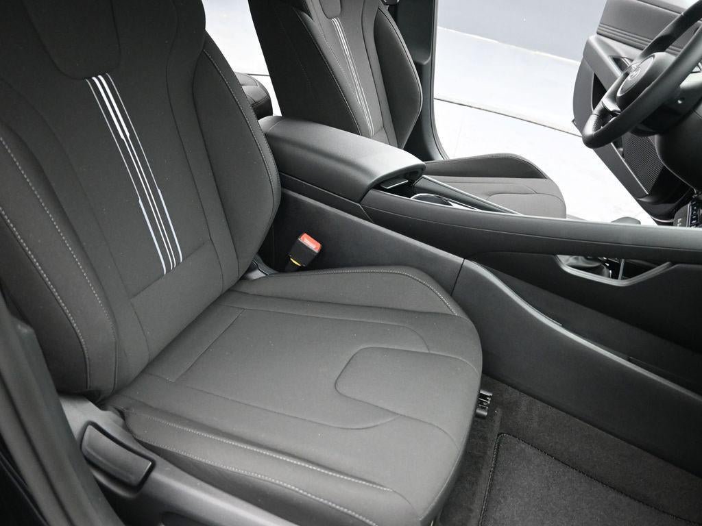 New 2026 Hyundai Elantra SEL FWD image 27