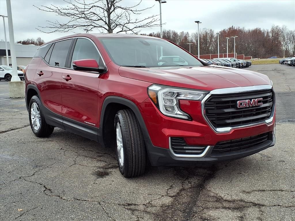 Certified 2022 GMC Terrain SLE image 28