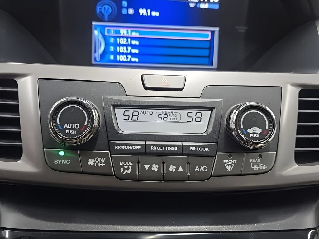 Used 2016 Honda Odyssey SE image 35