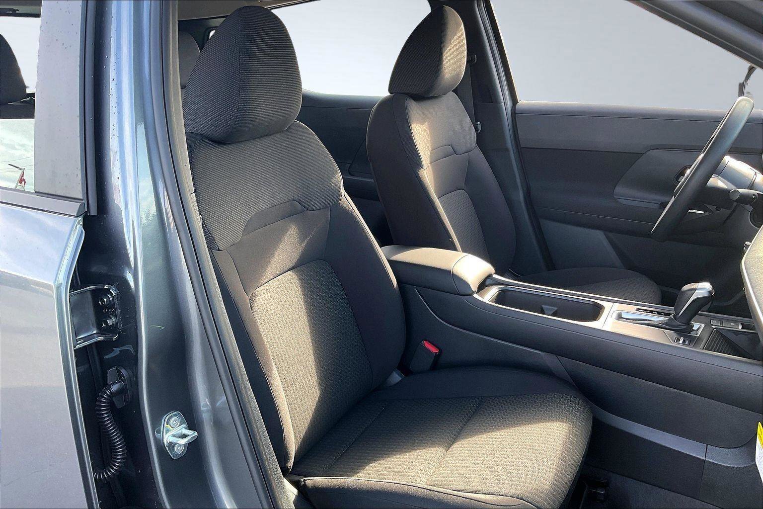 New 2026 Nissan Kicks S FWD image 9
