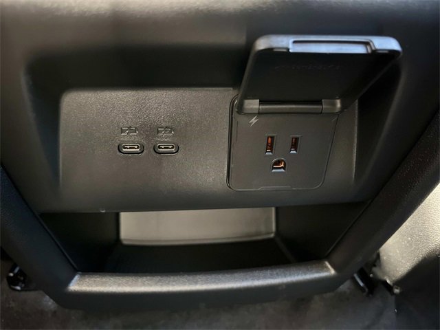 Used 2025 Chevrolet Traverse Z71 w/ Driver Confidence Package image 8