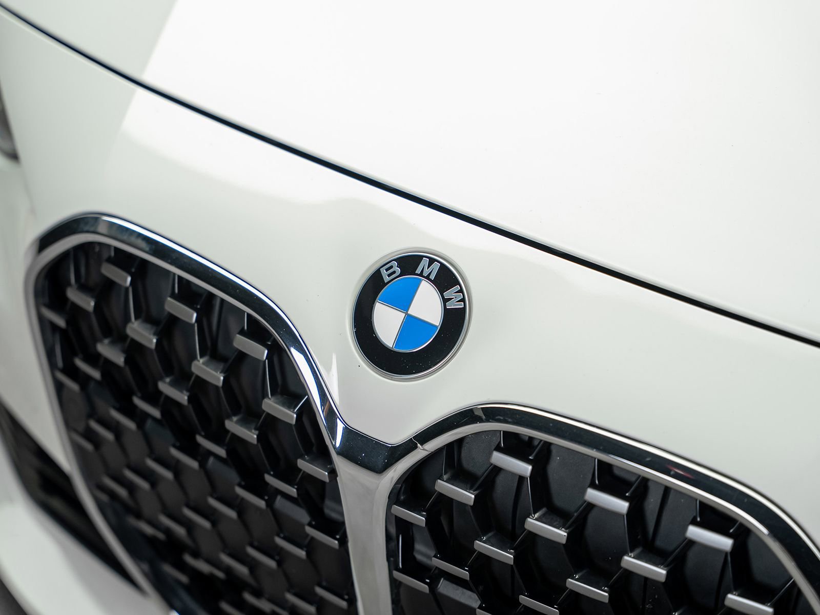 Used 2024 BMW 430i xDrive Convertible AWD/4WD image 12