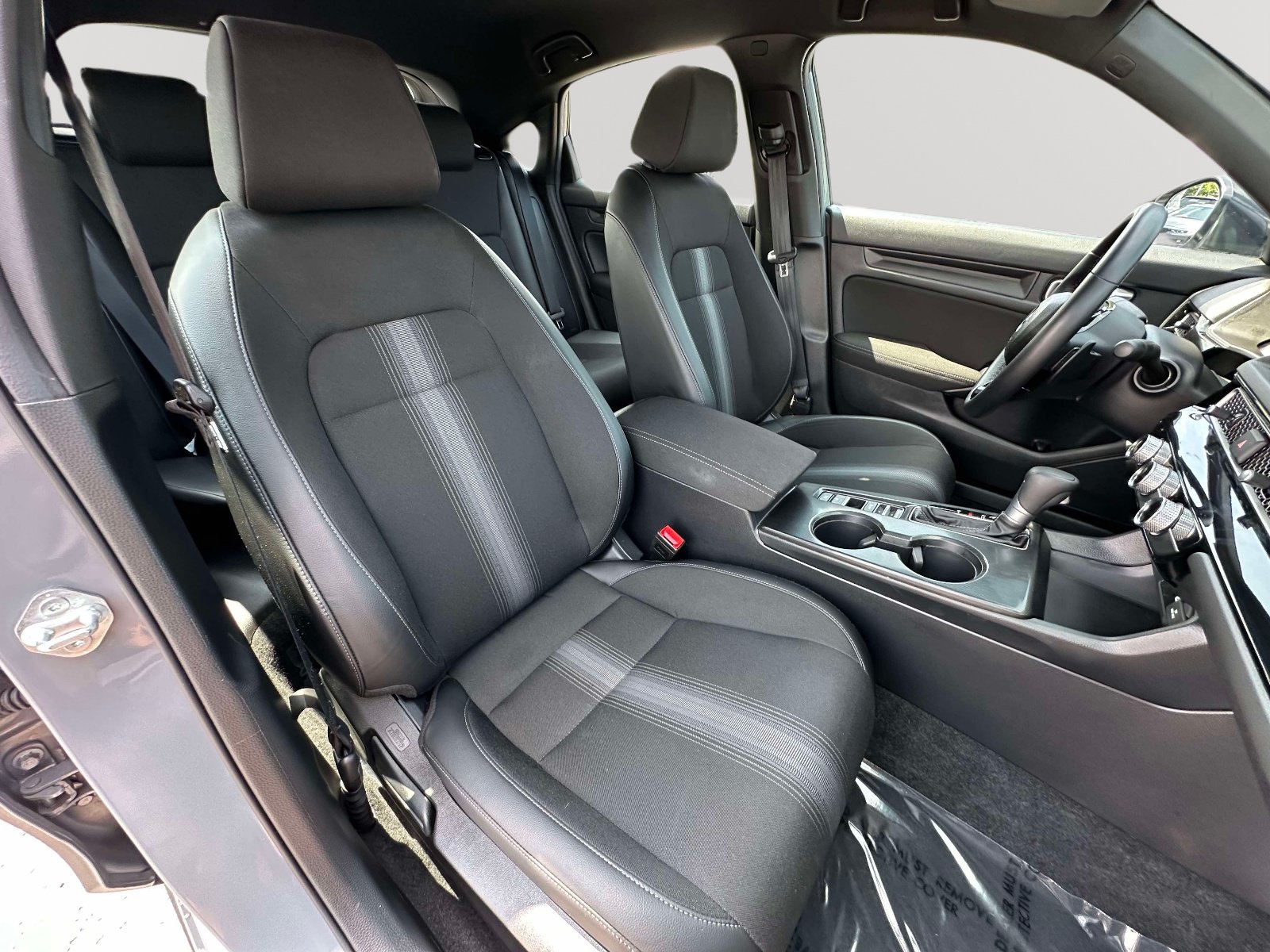 Used 2025 Honda Civic Sport image 26