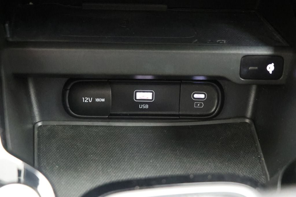 Used 2023 Kia Soul S FWD image 23