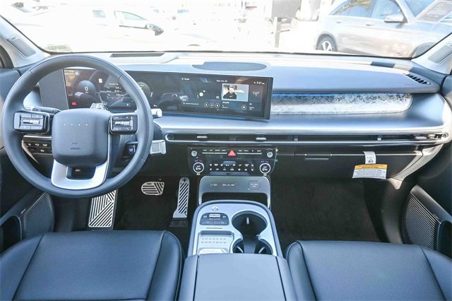 New 2026 Hyundai Ioniq 9 Calligraphy image 14