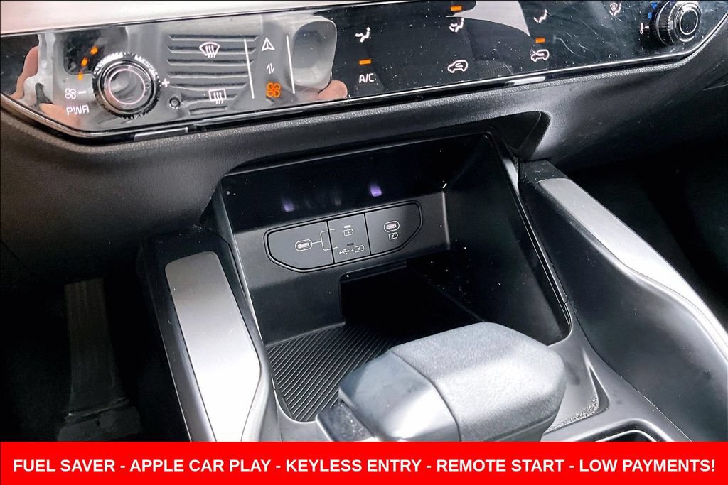 Used 2024 Kia Sorento LX FWD image 20