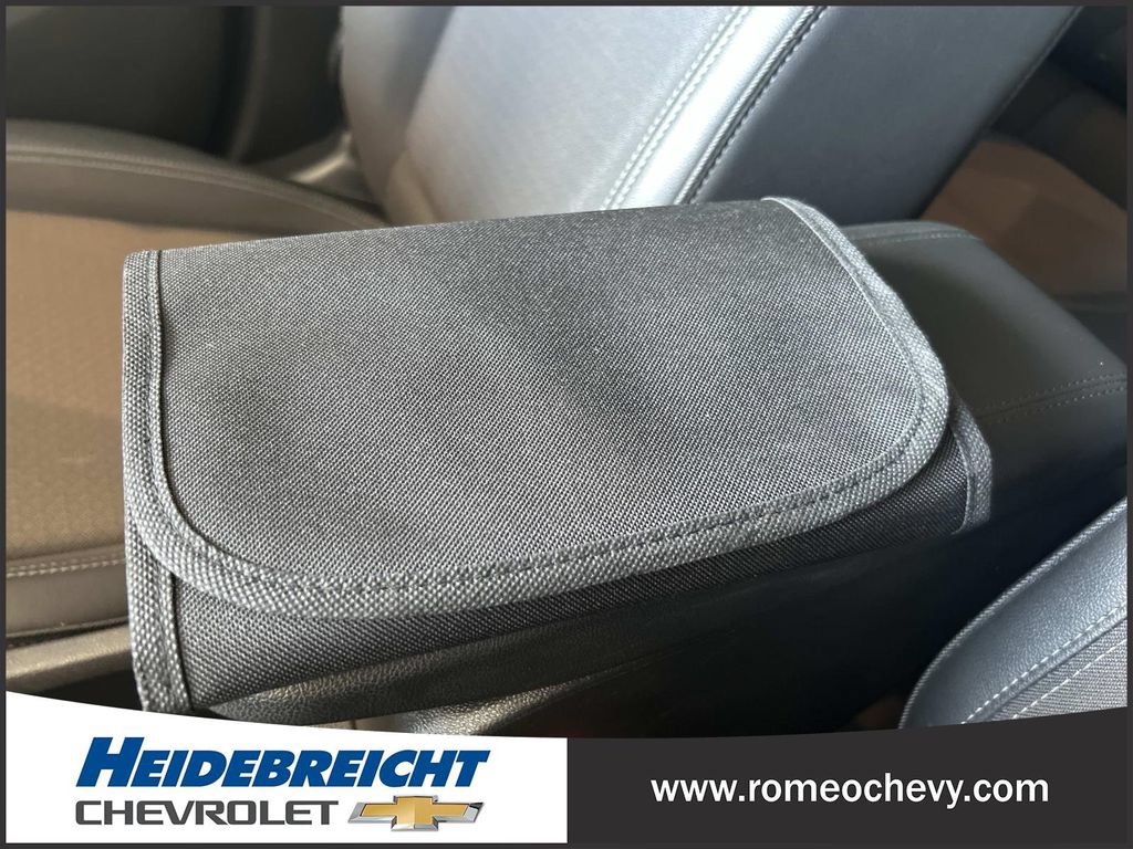 Used 2023 Buick Encore GX Select w/ Sport Touring Package FWD image 26