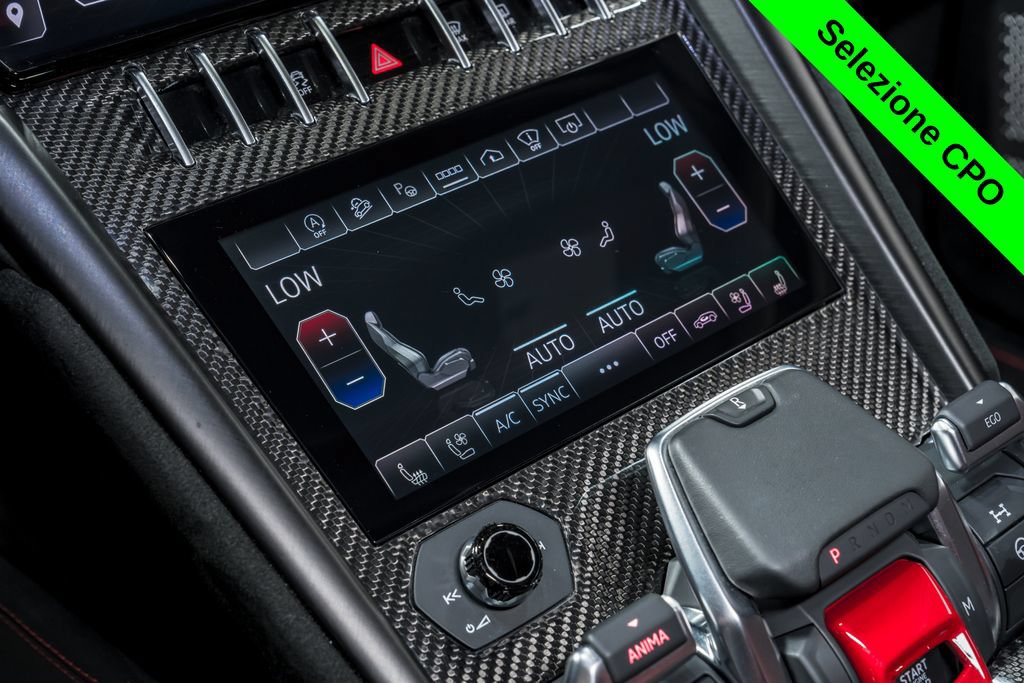 Used 2023 Lamborghini Urus Performante AWD/4WD image 29