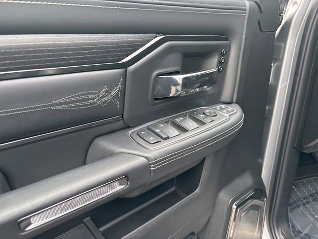 Used 2024 RAM 3500 Limited image 23