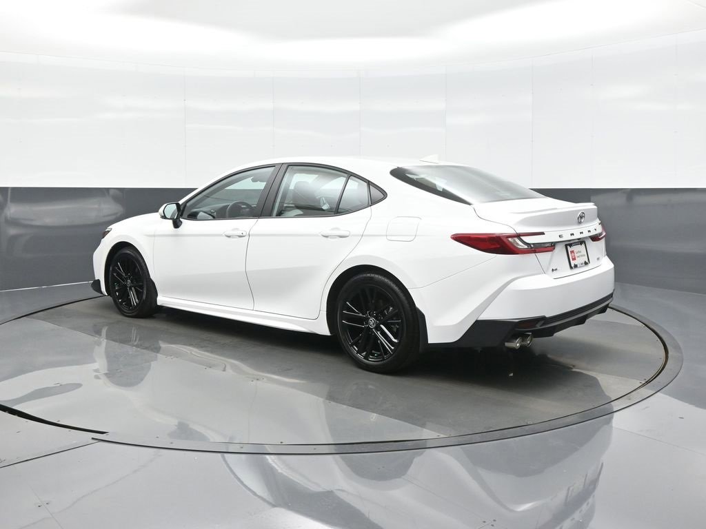 Certified 2025 Toyota Camry SE image 5