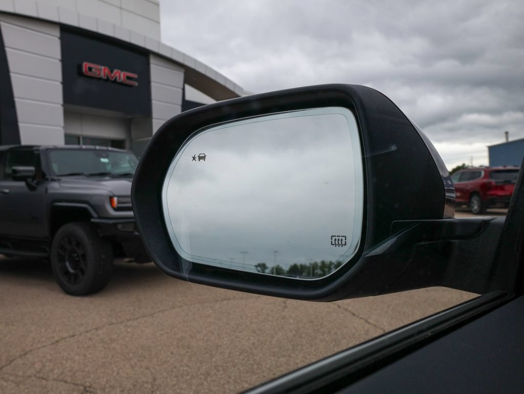 New 2026 GMC Acadia Denali w/ Super Cruise Package FWD image 31