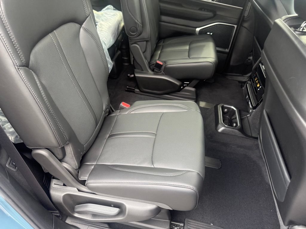 New 2026 Jeep Grand Wagoneer 4WD image 60