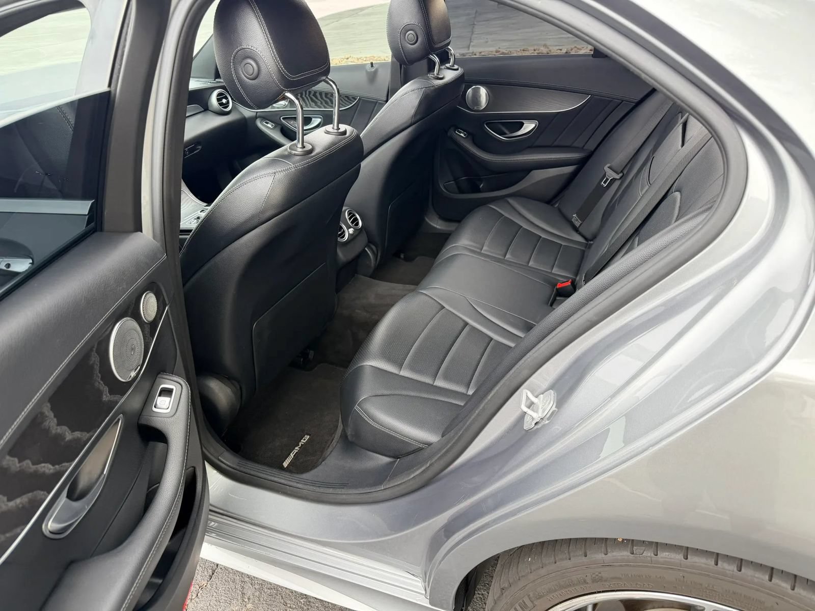 Used 2015 Mercedes-Benz C 300 4MATIC Sedan image 10