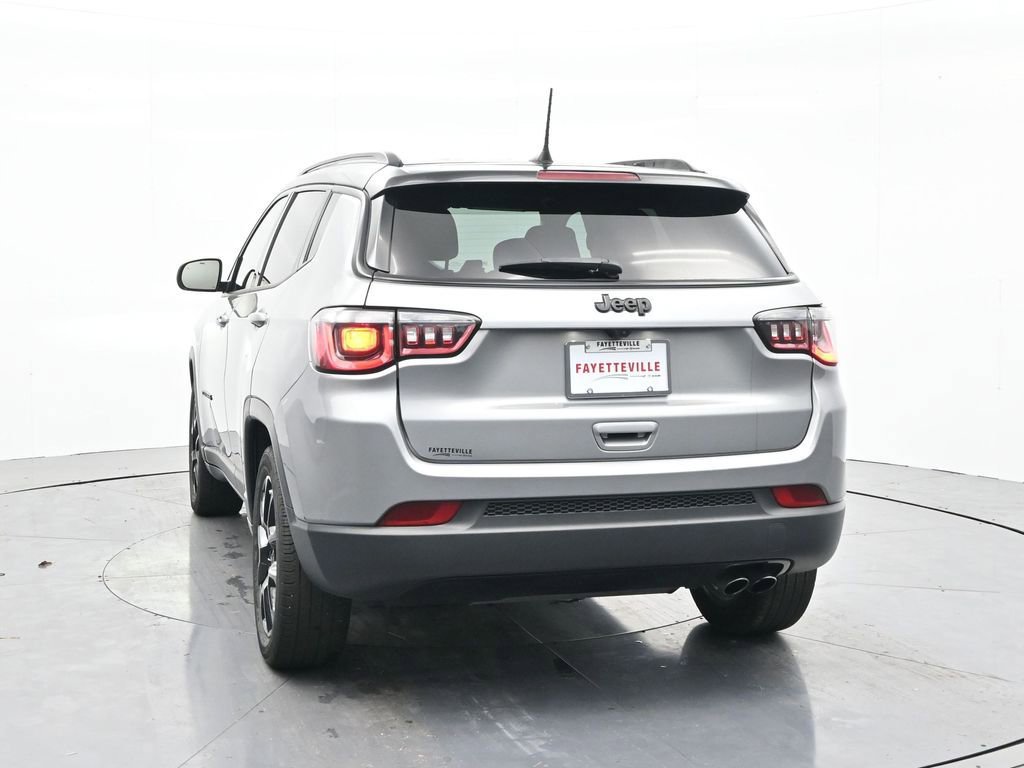 Used 2022 Jeep Compass Altitude image 8