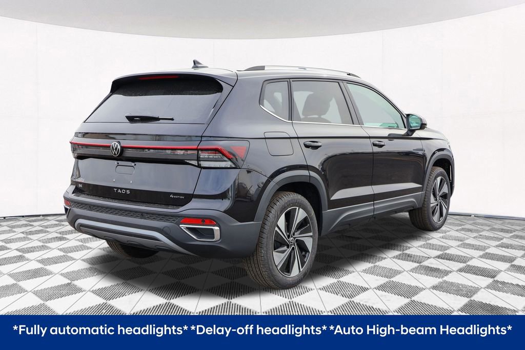 Used 2025 Volkswagen Taos SE image 11
