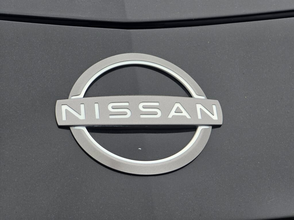 Used 2024 Nissan Z Performance w/ Floor Mat Package RWD image 31
