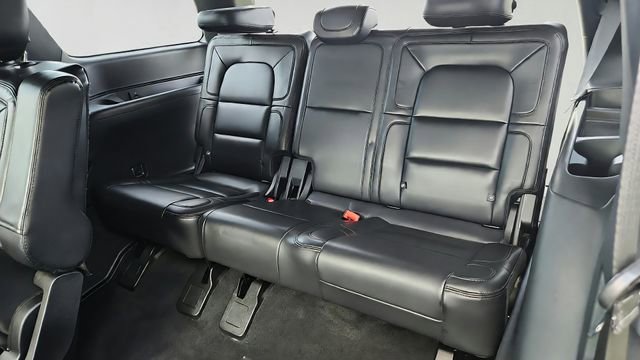 Used 2021 Lincoln Navigator Reserve AWD/4WD image 22