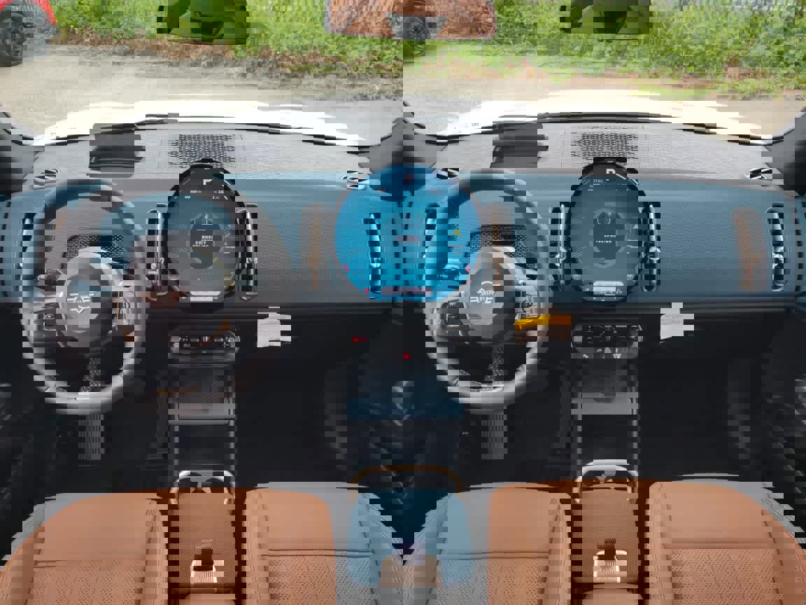 Used 2025 MINI Cooper Countryman SE w/ Comfort Package Max image 27