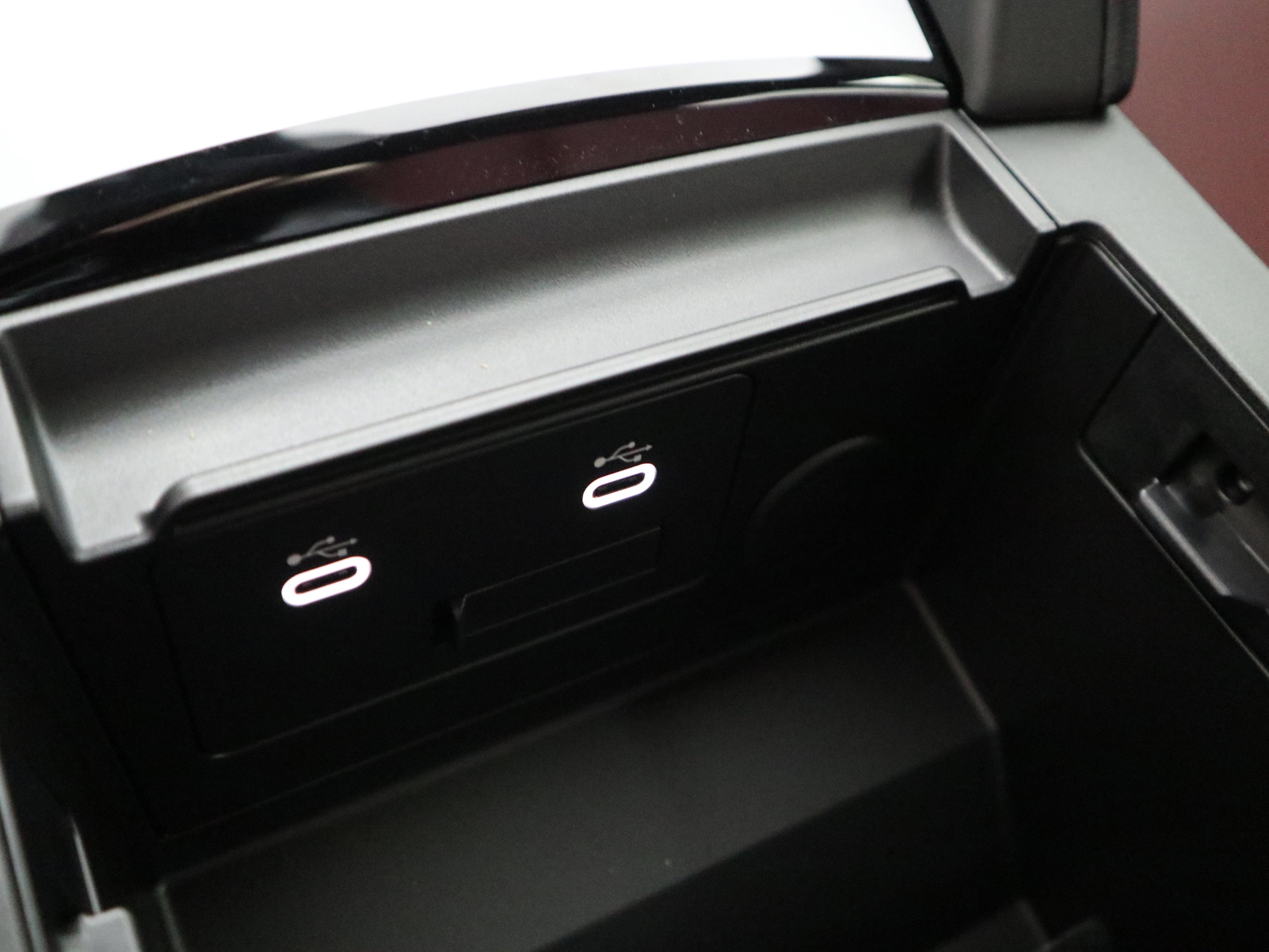 New 2026 MAZDA MAZDA3 Carbon image 33