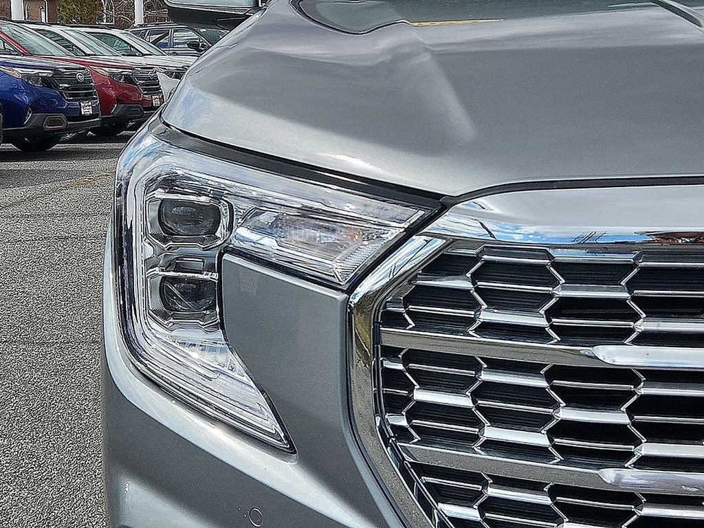 Certified 2023 GMC Terrain Denali AWD/4WD image 9