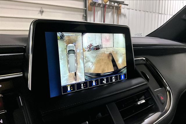 Certified 2023 Chevrolet Tahoe Z71 w/ Z71 Off-Road Package AWD/4WD image 24