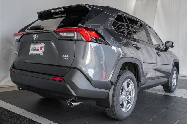 New 2025 Toyota RAV4 XLE image 4