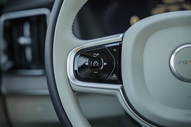 New 2026 Volvo XC90 B6 Ultra w/ Protection Package Premier image 29