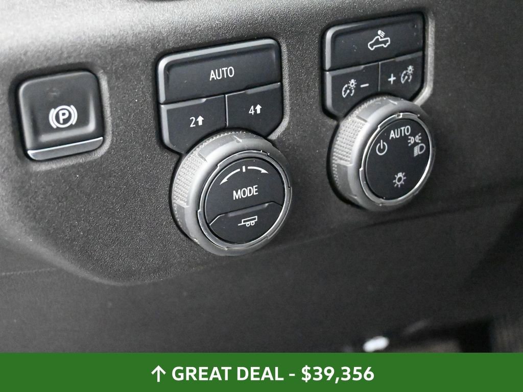 Used 2025 Chevrolet Silverado 1500 LT image 28