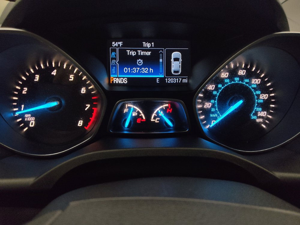 Used 2015 Ford Escape Titanium w/ Equipment Group 301A AWD/4WD image 23
