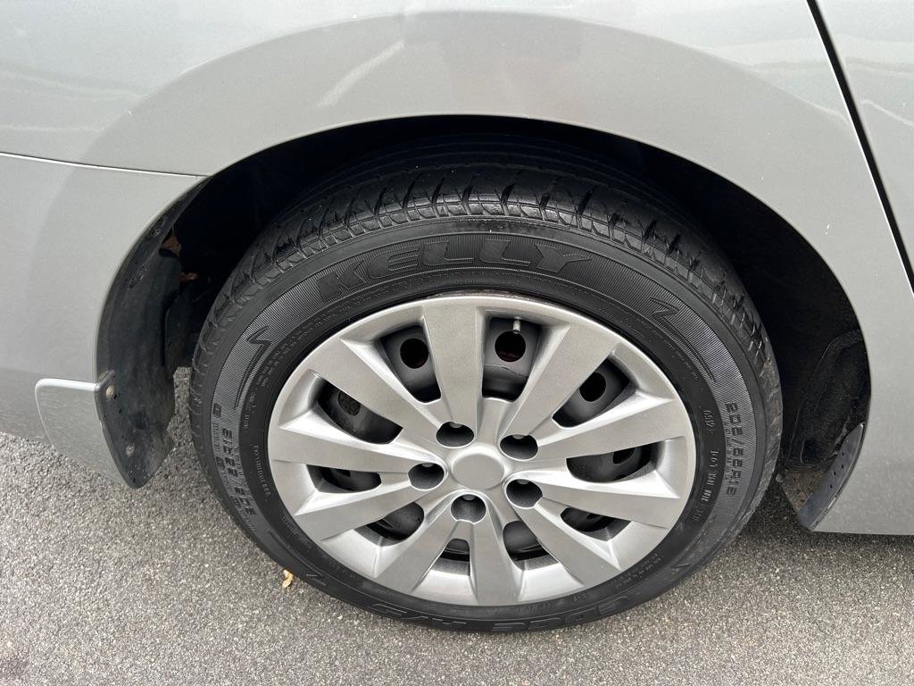 Used 2013 Nissan Sentra S FWD image 14