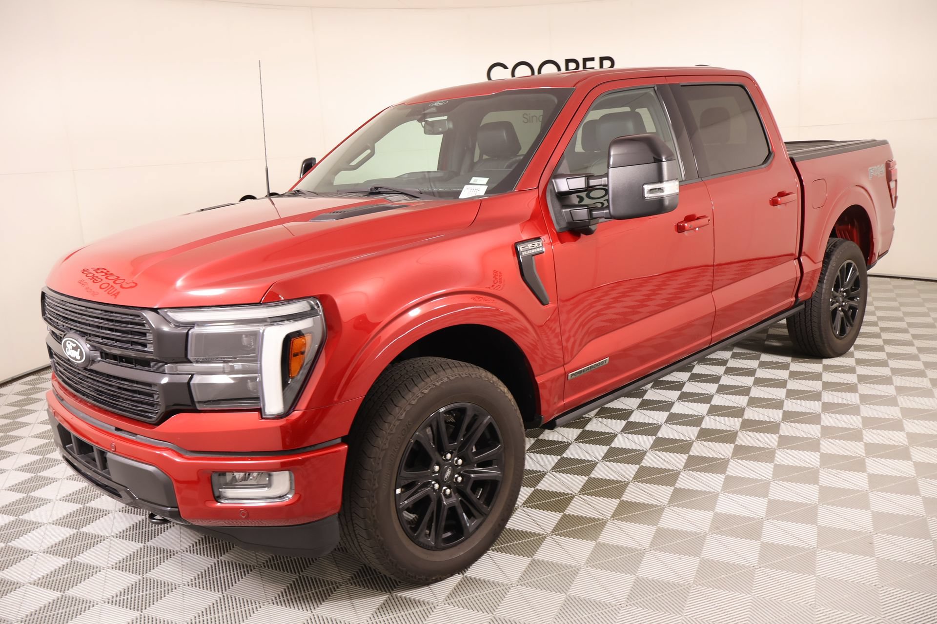 Used 2025 Ford F150 Platinum w/ FX4 Off-Road Package AWD/4WD image 12