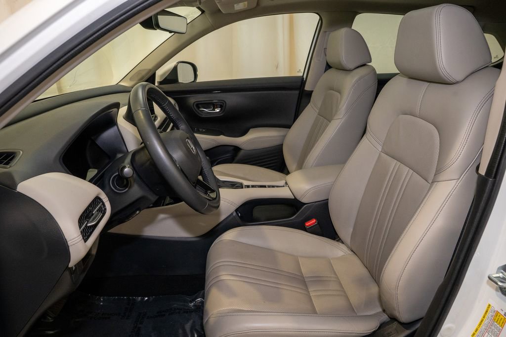 Used 2023 Honda HR-V EX-L image 10