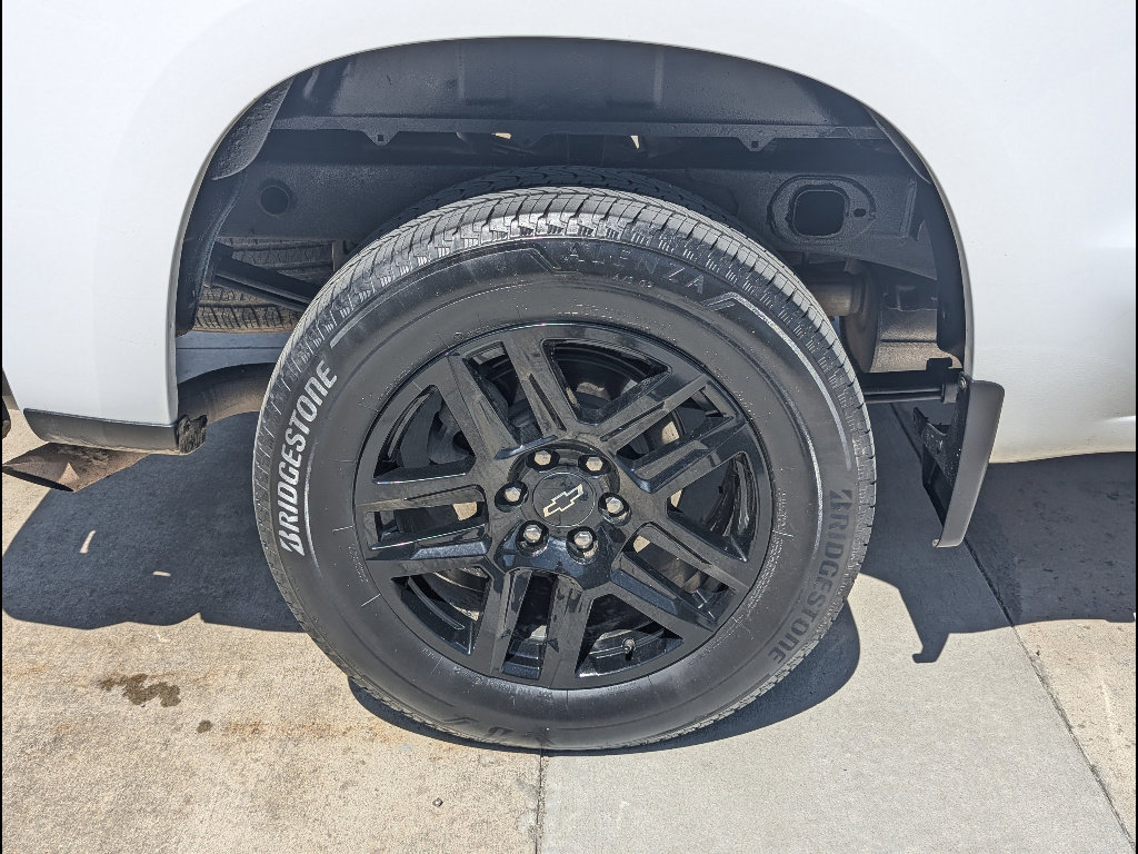 Used 2025 Chevrolet Silverado 1500 Custom AWD/4WD image 19